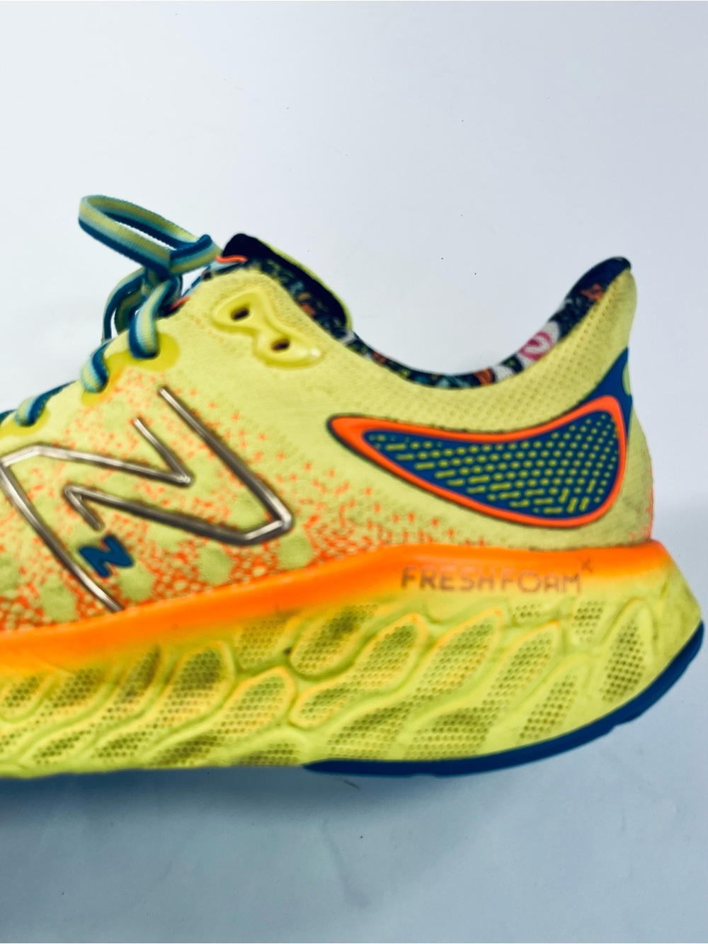 New Balance Fresh Foam X Yellow Multi Color #W1080Q12 Women’s Size :8 Sneakers - Picture 12 of 15